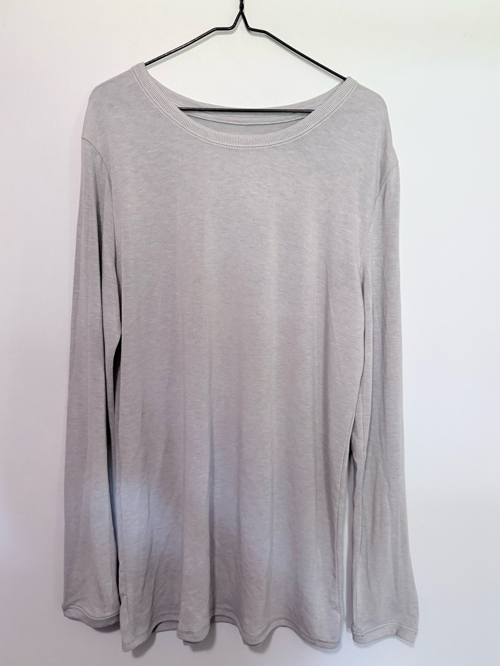Goodfellow & Co NWOT Light Gray Long Sleeve  Lightweight Sweater.